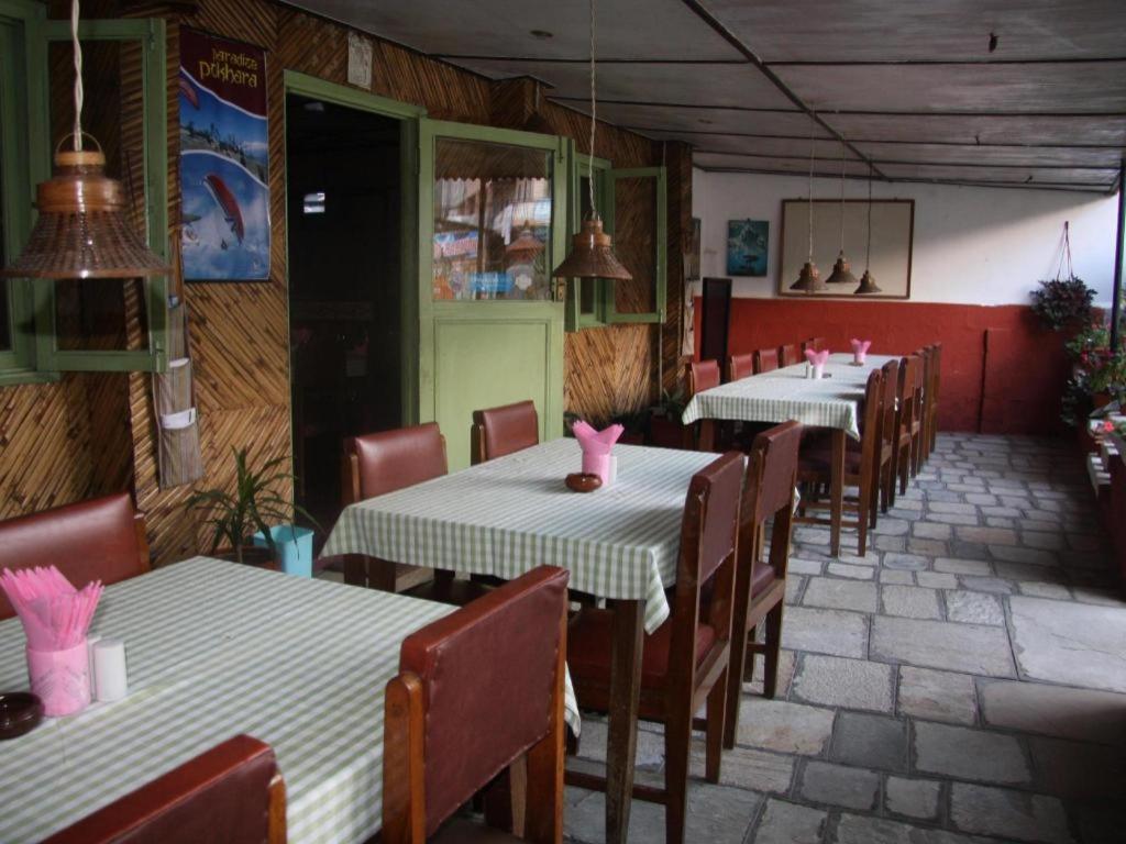 Fairmount Hotel Pokhara Eksteriør billede